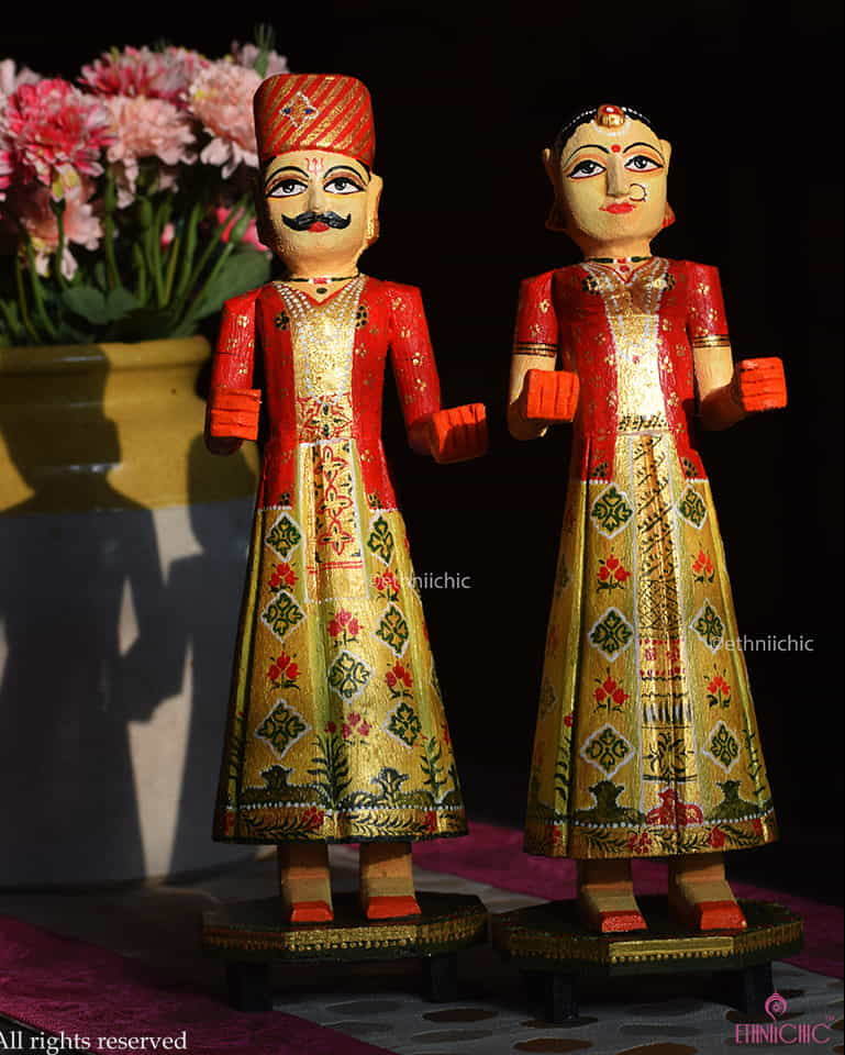 Wooden Gangaur Dolls 12" - Red & Gold image 0
