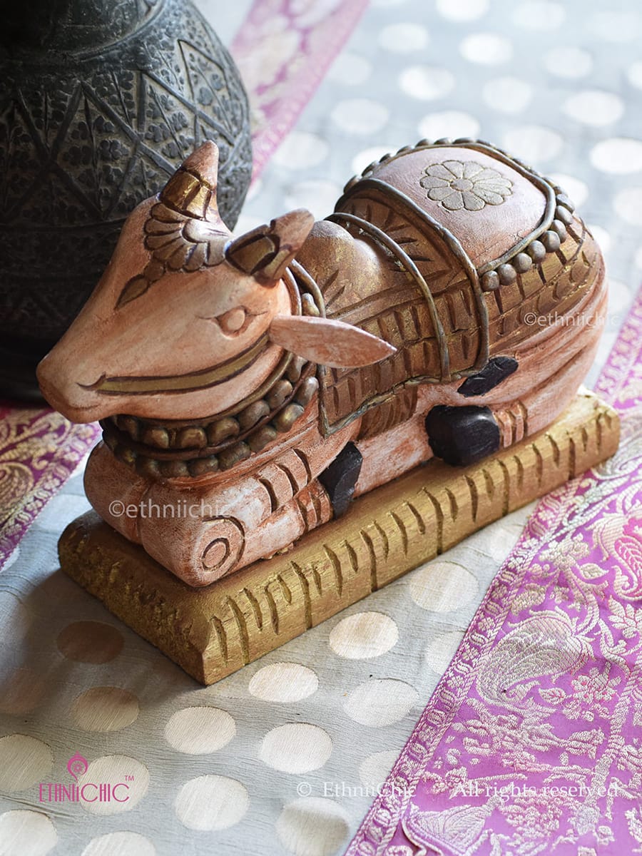 Hand painted Wooden Small Nandi - White