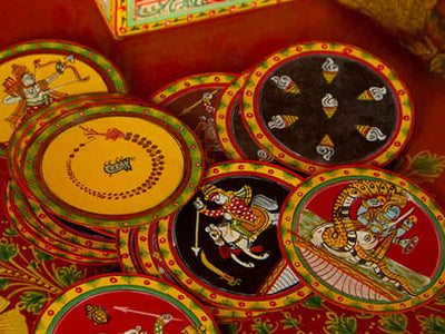 Ganjifa vs. Ganjapa: A Tale of Two Traditional Art Forms