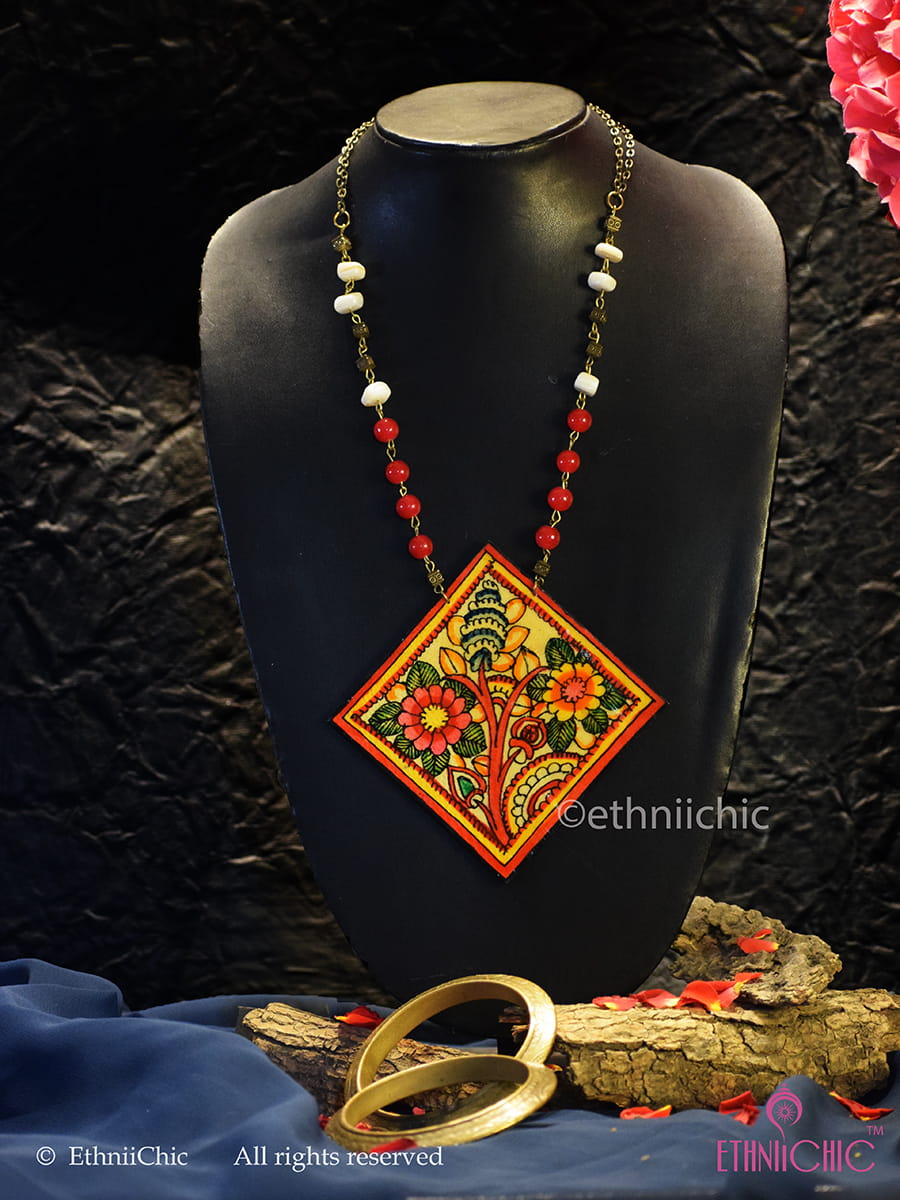 Hand painted  Floral Tholu Bommalatha Neck piece