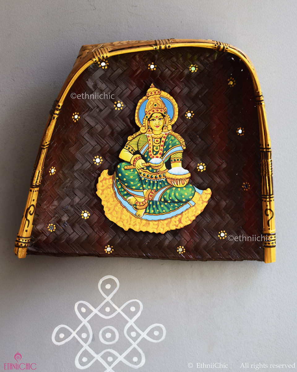 Wall Mounting Kulo with Annapoorneshwari Devi - Brown