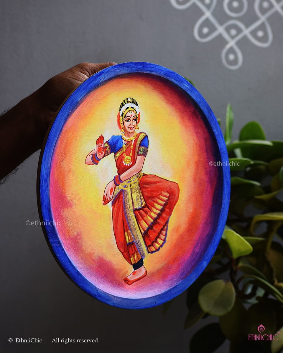 Bharatanatyam – Hand-Painted Wooden Wall Plate