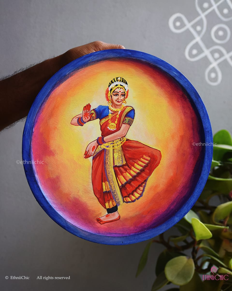 Bharatanatyam – Hand-Painted Wooden Wall Plate