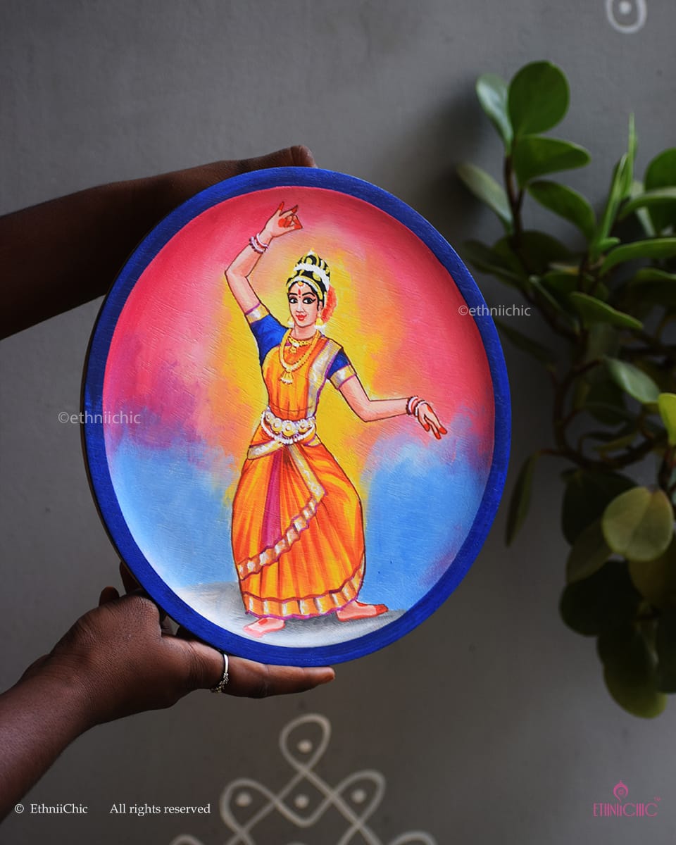Bharatanatyam – Hand-Painted Wooden Wall Plate