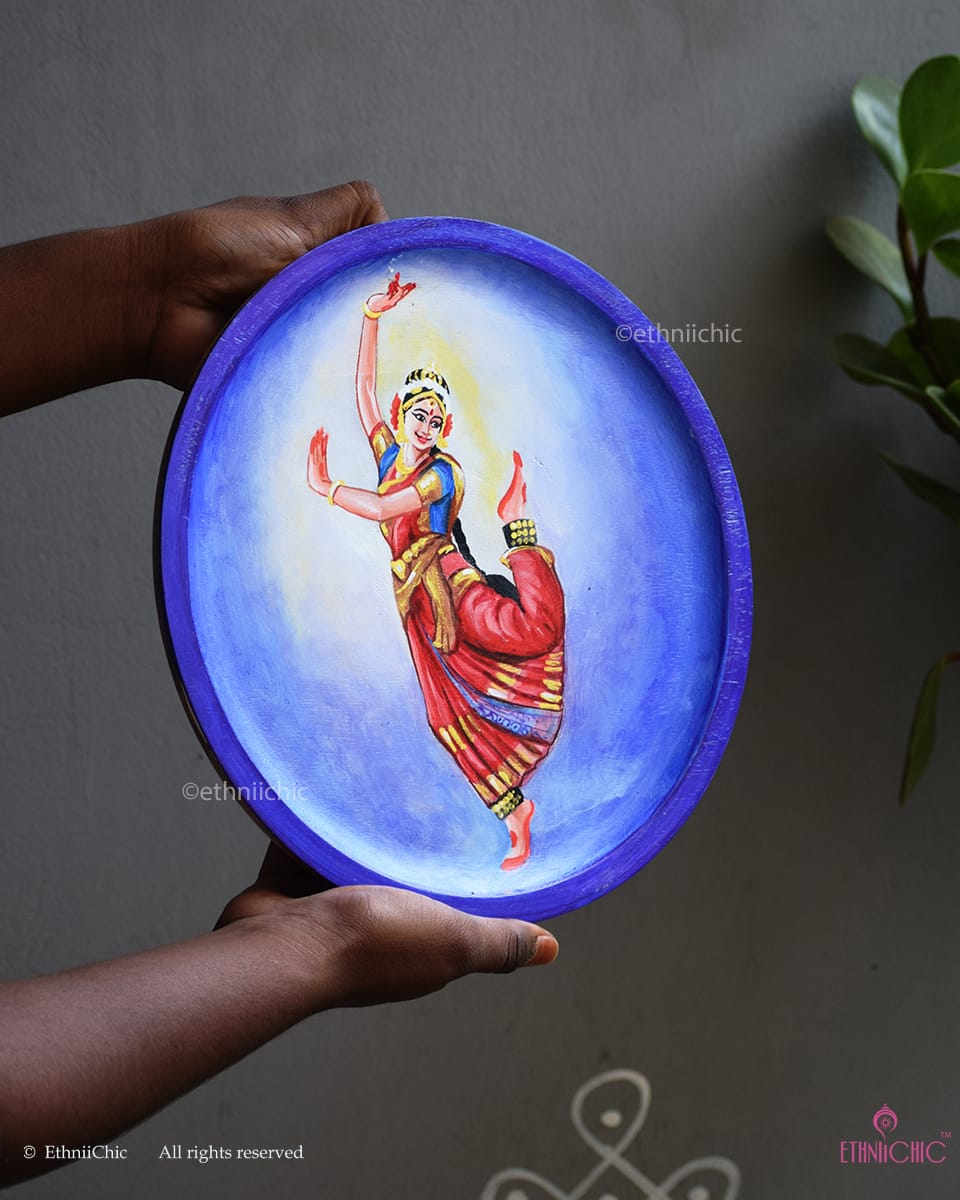 Bharatanatyam – Hand-Painted Wooden Wall Plate