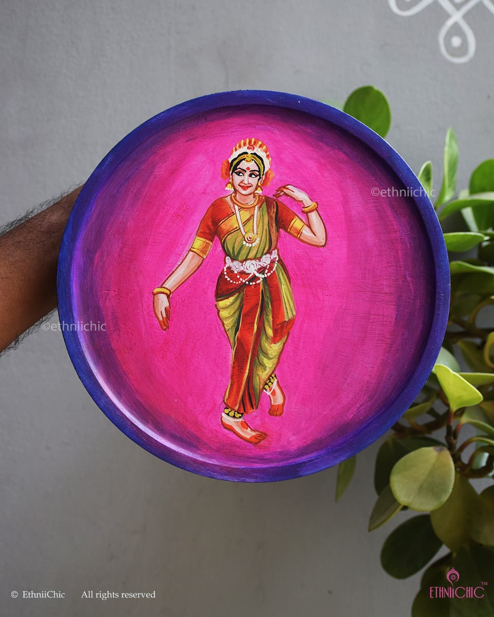 Bharatanatyam – Hand-Painted Wooden Wall Plate