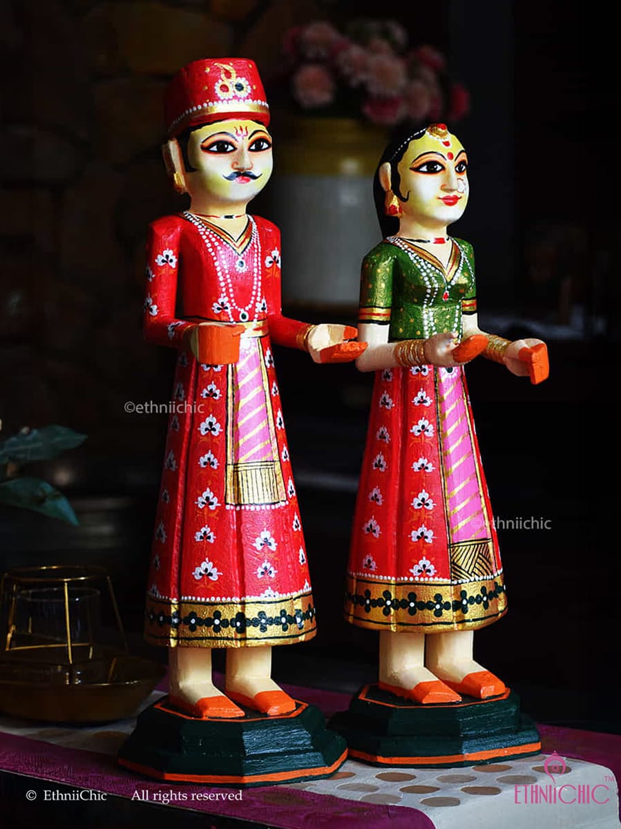 Wooden Gangaur Dolls 18" - Red and Green
