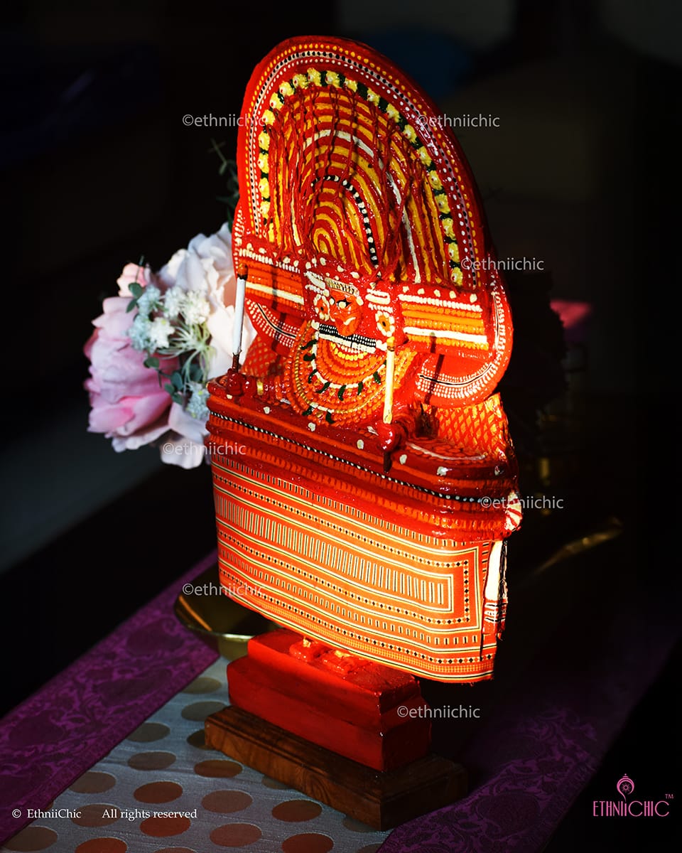 Muchilottu Bhagavathi Theyyam Sculpture - 16" | Handcrafted Kerala Art