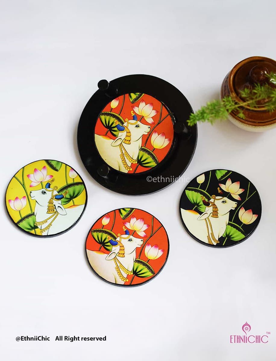 Wooden Tea Coasters - Round - Pichwai Cow