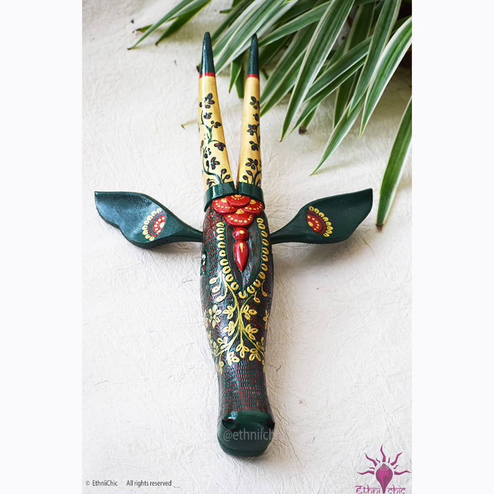 Hand painted 18" Narrow Cow Head - Emerald Green image 3