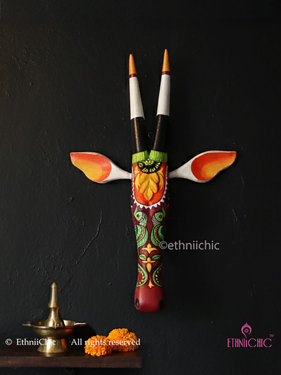 Hand painted 18" Narrow Cow Head - Parrots